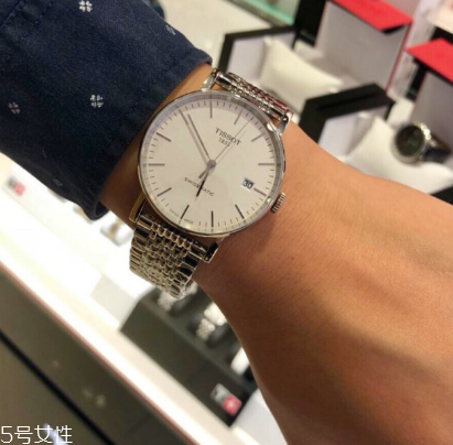 機(jī)械表可以逆時(shí)針調(diào)時(shí)間嗎 少量調(diào)節(jié)不影響 機(jī)械表可以逆時(shí)針調(diào)時(shí)間嗎 少量調(diào)節(jié)不影響