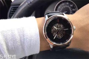 機械表可以用多久 看保養(yǎng)程度 機械表可以用多久 看保養(yǎng)程度