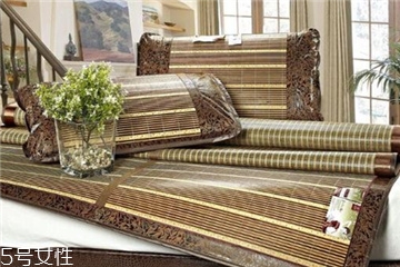 涼席可以用刷子刷嗎 刷洗要輕柔 涼席可以用刷子刷嗎 刷洗要輕柔