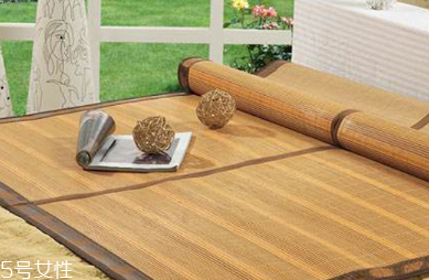 涼席上的油漬怎么清洗 油漬輕松去除 涼席上的油漬怎么清洗 油漬輕松去除