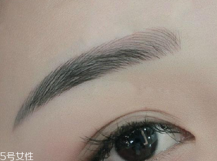 紋眉應(yīng)該選什么顏色 選色大有講究 紋眉應(yīng)該選什么顏色 選色大有講究