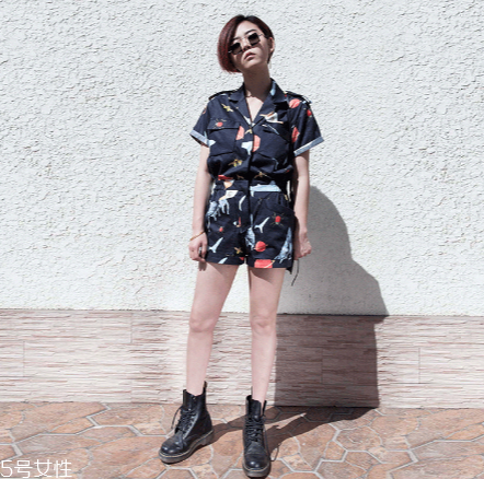 旅行拍照穿什么衣服 輕松打造大片感 旅行拍照穿什么衣服 輕松打造大片感