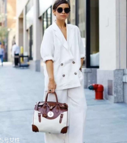 偏瘦的女生穿什么好看 紙片人玩轉(zhuǎn)各種穿搭 偏瘦的女生穿什么好看 紙片人玩轉(zhuǎn)各種穿搭