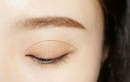 如何畫減齡妝容步驟 減齡妝的4個(gè)重點(diǎn) 如何畫減齡妝容步驟 減齡妝的4個(gè)重點(diǎn)