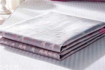 冰絲席會(huì)縮水嗎 清洗要當(dāng)心 冰絲席會(huì)縮水嗎 清洗要當(dāng)心