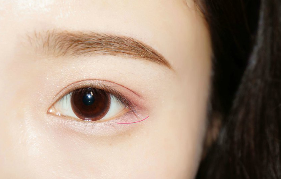 如何畫減齡妝容步驟 減齡妝的4個(gè)重點(diǎn) 如何畫減齡妝容步驟 減齡妝的4個(gè)重點(diǎn)