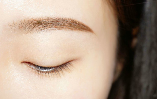 如何畫減齡妝容步驟 減齡妝的4個(gè)重點(diǎn) 如何畫減齡妝容步驟 減齡妝的4個(gè)重點(diǎn)