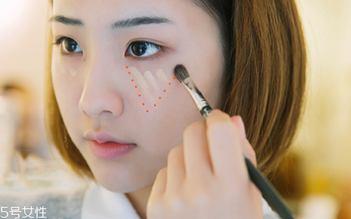 底妝怎么畫更顯清透不脫妝 夏日最強底妝畫法 底妝怎么畫更顯清透不脫妝 夏日最強底妝畫法