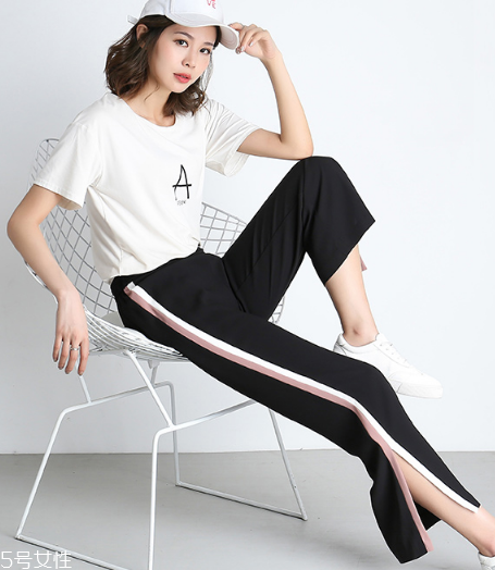 上身胖穿什么闊腿褲 讓你走路帶風(fēng) 上身胖穿什么闊腿褲 讓你走路帶風(fēng)