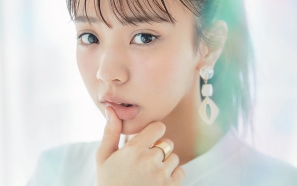 黃色眼影好看嗎 大膽玩色妝可愛 黃色眼影好看嗎 大膽玩色妝可愛