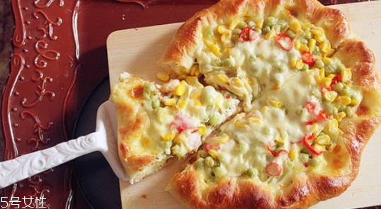 披薩熱量高嗎會發(fā)胖嗎 這樣吃披薩不發(fā)胖 披薩熱量高嗎會發(fā)胖嗎 這樣吃披薩不發(fā)胖