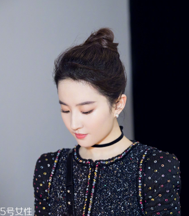 光子嫩膚為什么那么疼 正常是不疼的 光子嫩膚為什么那么疼 正常是不疼的