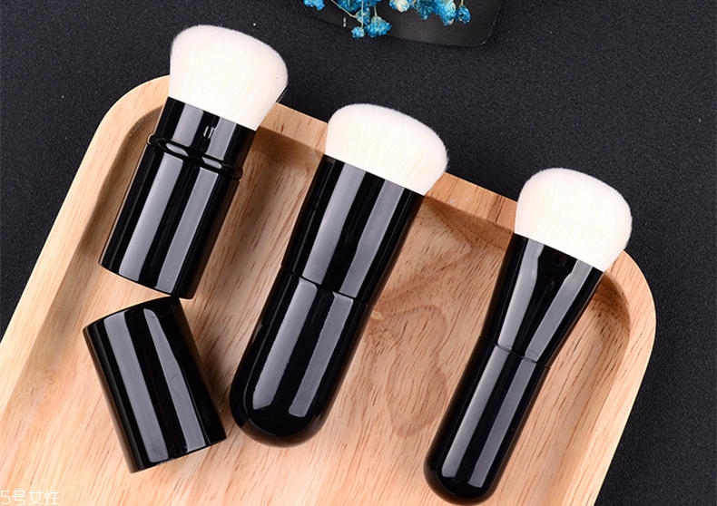 粉底刷哪種刷頭好 3種刷頭什么區(qū)別 粉底刷哪種刷頭好 3種刷頭什么區(qū)別