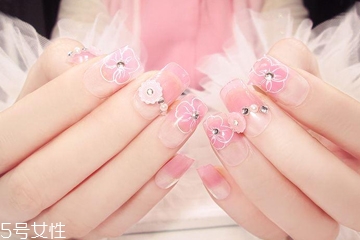 粉色美甲什么款式顯白 手黑黃也適合的粉色美甲 粉色美甲什么款式顯白 手黑黃也適合的粉色美甲