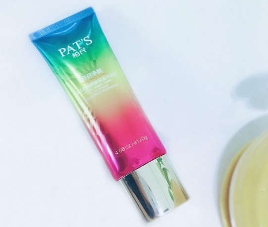 柏氏砰砰凈顏清潔還保濕 快點(diǎn)跟風(fēng)種草這款網(wǎng)紅潔面乳 柏氏砰砰凈顏清潔還保濕 快點(diǎn)跟風(fēng)種草這款網(wǎng)紅潔面乳