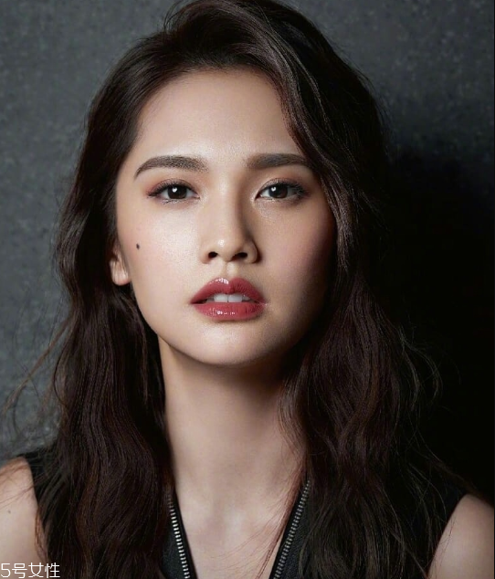 點(diǎn)痣能吃蔥嗎 建議不吃為好 點(diǎn)痣能吃蔥嗎 建議不吃為好