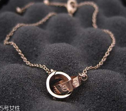 卡地亞雙環(huán)項鏈真假辨別 教你避開假貨 卡地亞雙環(huán)項鏈真假辨別 教你避開假貨