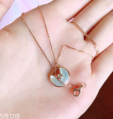 卡地亞護(hù)身符項(xiàng)鏈寓意 給你最真的守護(hù) 卡地亞護(hù)身符項(xiàng)鏈寓意 給你最真的守護(hù)