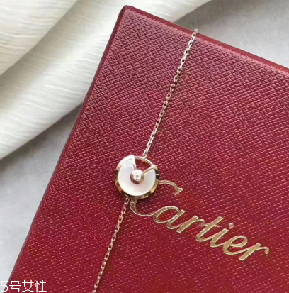 卡地亞護(hù)身符手鏈價(jià)格 駕馭不同時(shí)尚裝扮 卡地亞護(hù)身符手鏈價(jià)格 駕馭不同時(shí)尚裝扮