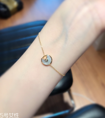 卡地亞護(hù)身符手鏈價(jià)格 駕馭不同時(shí)尚裝扮 卡地亞護(hù)身符手鏈價(jià)格 駕馭不同時(shí)尚裝扮