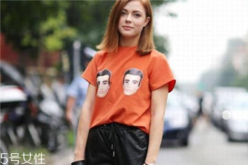 今年短袖流行什么款 給你一點(diǎn)不一樣 今年短袖流行什么款 給你一點(diǎn)不一樣