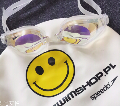 泳鏡怎么戴 這樣才是正確的 泳鏡怎么戴 這樣才是正確的