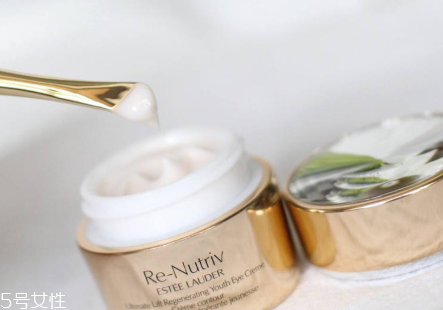 親油型眼霜什么意思 親油型眼霜適合什么膚質(zhì) 親油型眼霜什么意思 親油型眼霜適合什么膚質(zhì)