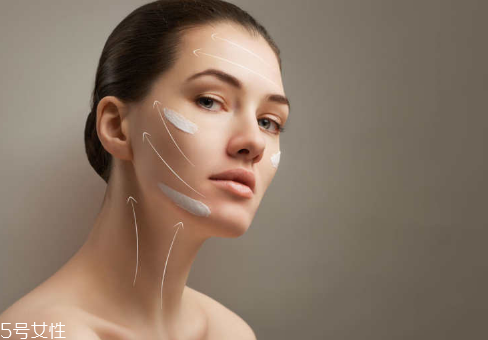 毛孔粗大用什么洗面奶 洗臉一定不能馬虎 毛孔粗大用什么洗面奶 洗臉一定不能馬虎