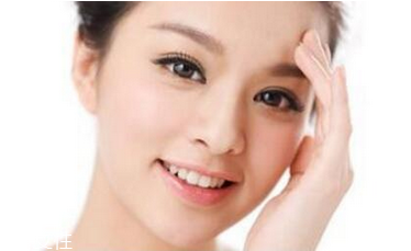 油性皮膚怎么洗臉 油性皮膚洗臉的具體步驟 油性皮膚怎么洗臉 油性皮膚洗臉的具體步驟