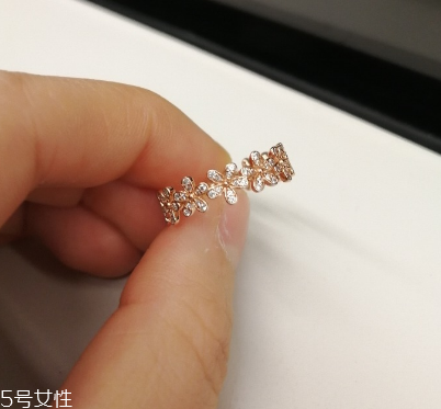 玫瑰金戒指怎么分真假 學(xué)會(huì)了受益終身 玫瑰金戒指怎么分真假 學(xué)會(huì)了受益終身