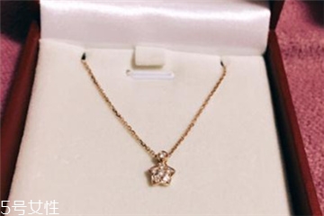 18k金項(xiàng)鏈怎么清洗 這樣才是對(duì)的 18k金項(xiàng)鏈怎么清洗 這樣才是對(duì)的