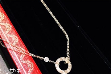 18k金項鏈掉色嗎 要學(xué)會保養(yǎng) 18k金項鏈掉色嗎 要學(xué)會保養(yǎng)