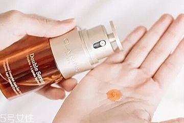 30歲以上用什么精華液好 打響抗衰老第一炮 30歲以上用什么精華液好 打響抗衰老第一炮