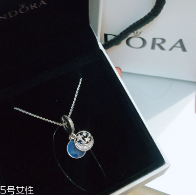 潘多拉星月項(xiàng)鏈多少錢 頸間的小浪漫 潘多拉星月項(xiàng)鏈多少錢 頸間的小浪漫