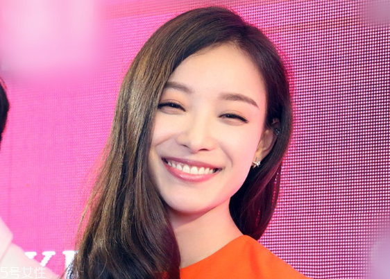 皮膚白適合什么顏色眉筆 這種色系讓你不再高冷 皮膚白適合什么顏色眉筆 這種色系讓你不再高冷