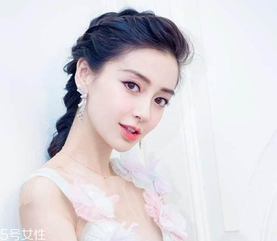 皮膚黃用什么顏色眉筆 這種色系讓顏值大大提升 皮膚黃用什么顏色眉筆 這種色系讓顏值大大提升