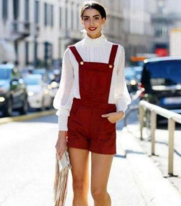 背帶裙怎么穿好看 屬于夏天的逆領(lǐng)穿搭 背帶裙怎么穿好看 屬于夏天的逆領(lǐng)穿搭