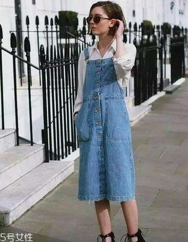 背帶裙怎么穿好看 屬于夏天的逆領(lǐng)穿搭 背帶裙怎么穿好看 屬于夏天的逆領(lǐng)穿搭