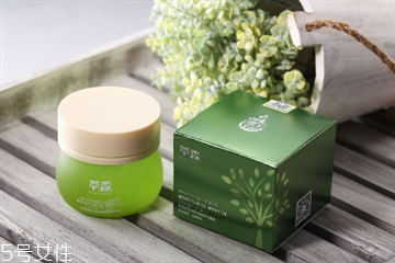 睡眠面膜前需要涂什么 正確的護膚順序 睡眠面膜前需要涂什么 正確的護膚順序