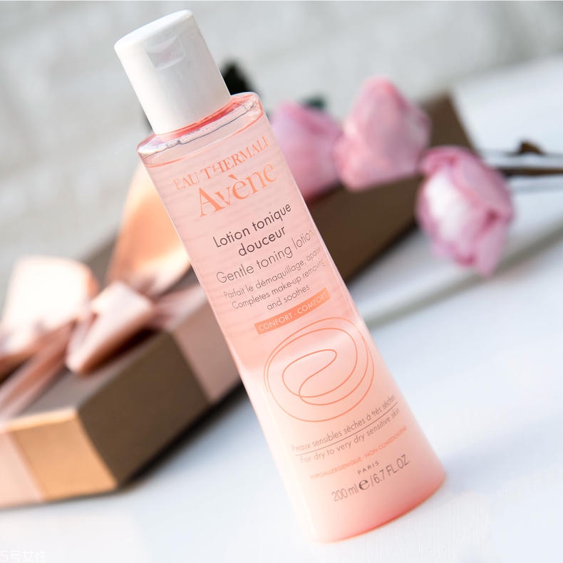 化妝水有幾種 分清化妝水是護(hù)膚第一步 化妝水有幾種 分清化妝水是護(hù)膚第一步