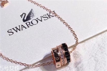 施華洛世奇項(xiàng)鏈掉色怎么辦 要及時(shí)補(bǔ)救 施華洛世奇項(xiàng)鏈掉色怎么辦 要及時(shí)補(bǔ)救