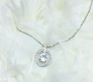 施華洛世奇項(xiàng)鏈真假鑒別 不要上當(dāng)了 施華洛世奇項(xiàng)鏈真假鑒別 不要上當(dāng)了