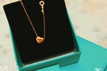 合金項(xiàng)鏈掉色了怎么辦 光澤恢復(fù)小竅門 合金項(xiàng)鏈掉色了怎么辦 光澤恢復(fù)小竅門