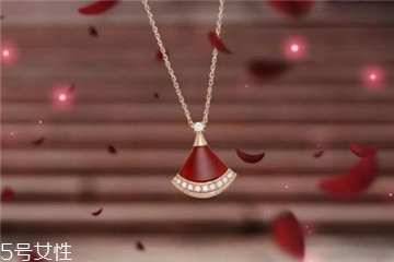 寶格麗七夕限定款項(xiàng)鏈多少錢 散發(fā)女性魅力 寶格麗七夕限定款項(xiàng)鏈多少錢 散發(fā)女性魅力