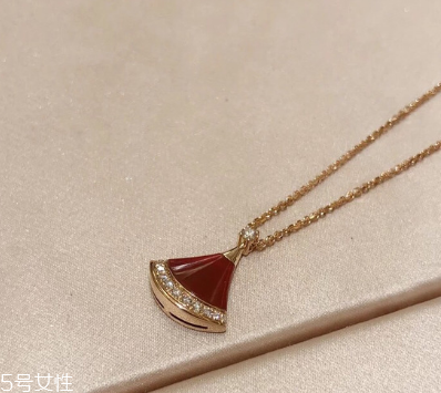 寶格麗七夕限定款項(xiàng)鏈多少錢 散發(fā)女性魅力 寶格麗七夕限定款項(xiàng)鏈多少錢 散發(fā)女性魅力