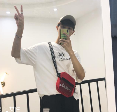 蹦迪包是什么意思 讓你放飛自我 蹦迪包是什么意思 讓你放飛自我