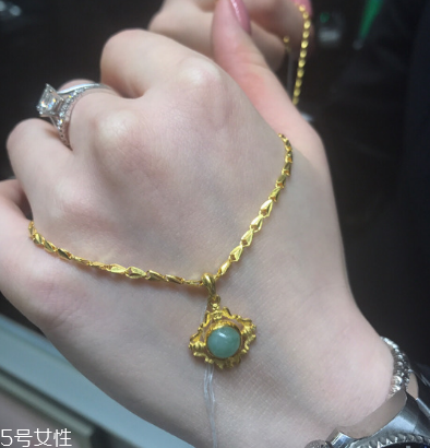 黃金項鏈可以帶著洗澡嗎 有很大影響 黃金項鏈可以帶著洗澡嗎 有很大影響