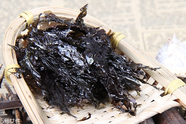 紫菜為什么咬不動 可能是泡紫菜的水溫不夠 紫菜為什么咬不動 可能是泡紫菜的水溫不夠