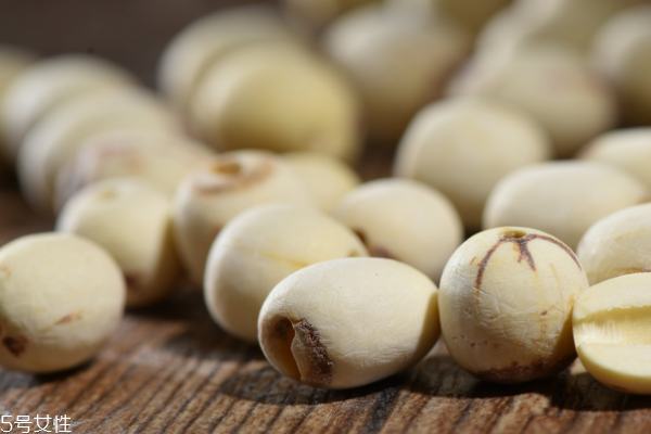 蓮子為什么要磨皮 因為顏值問題 蓮子為什么要磨皮 因為顏值問題