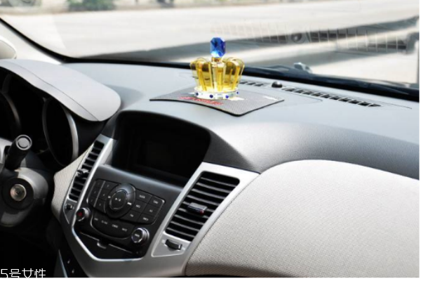 車載香水太濃了怎么辦 這樣稀釋 車載香水太濃了怎么辦 這樣稀釋